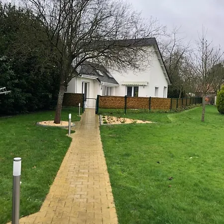 Vickie Casa de Férias Livry (Calvados)